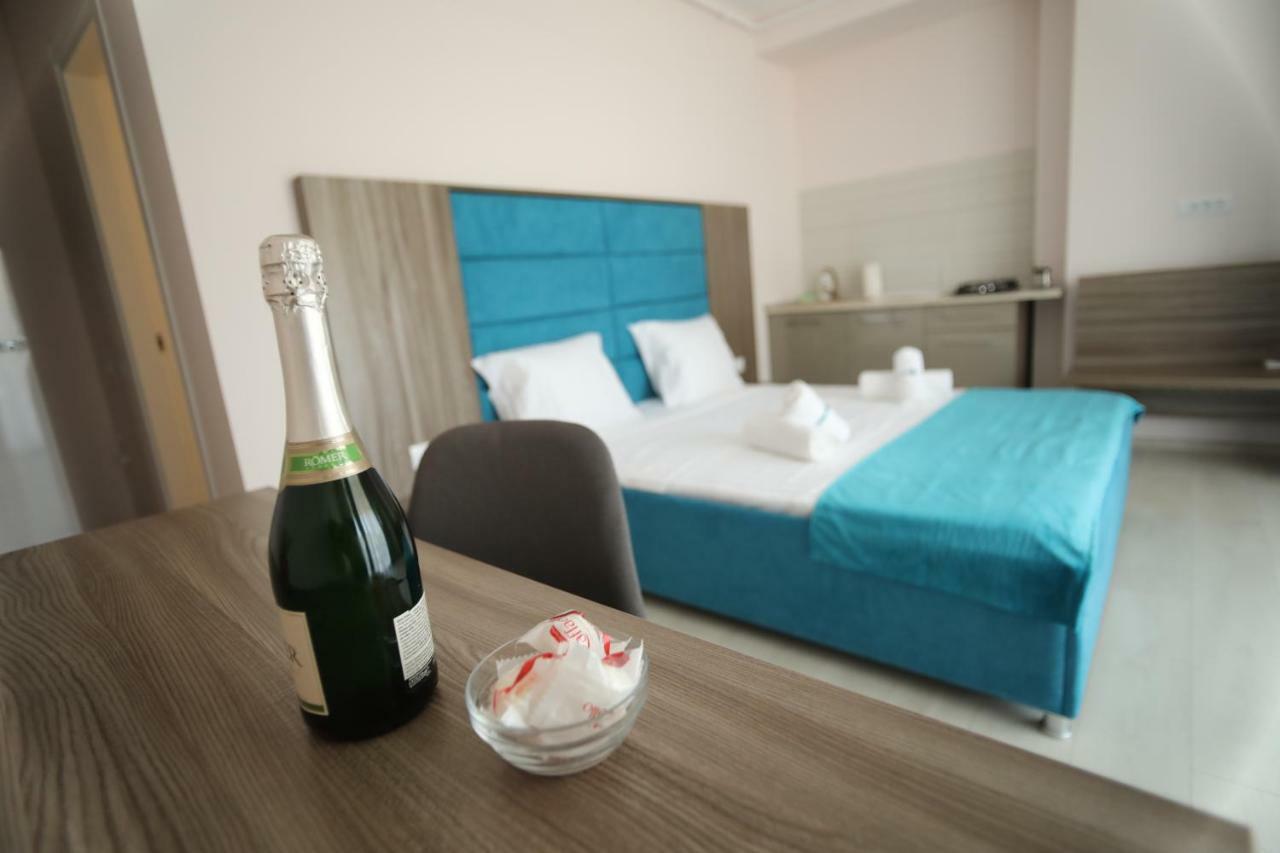 Sammos Black Sea Apartments นาโวดาริ ภายนอก รูปภาพ